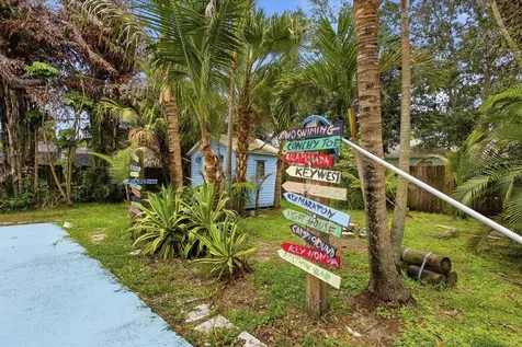 325 NW Dearman Street Port St Lucie FL 34983