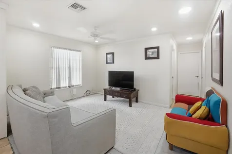 325 NW Dearman Street Port St Lucie FL 34983
