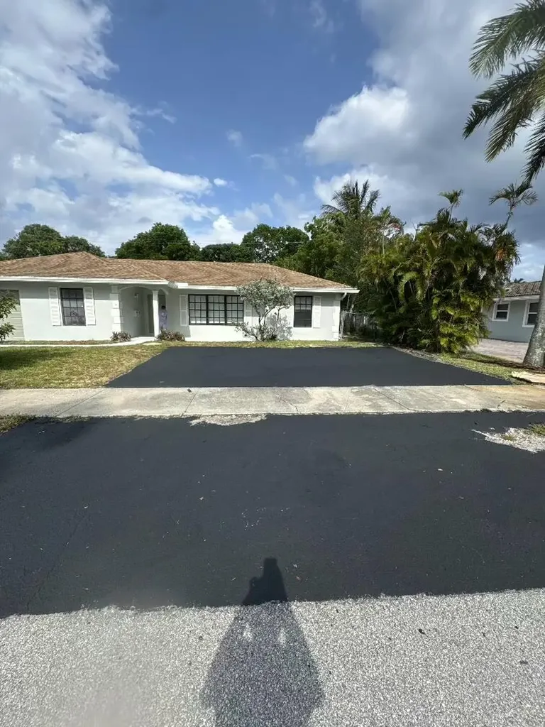8 NE 9th Avenue Deerfield Beach FL 33441