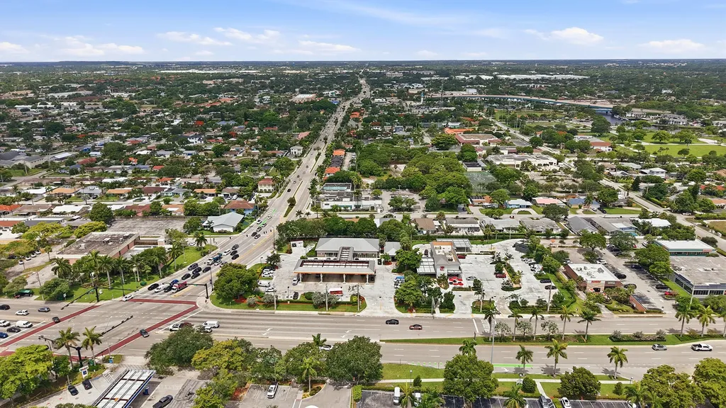 8 NE 9th Avenue Deerfield Beach FL 33441