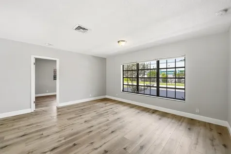 8 NE 9th Avenue Deerfield Beach FL 33441