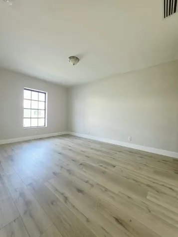 8 NE 9th Avenue Deerfield Beach FL 33441