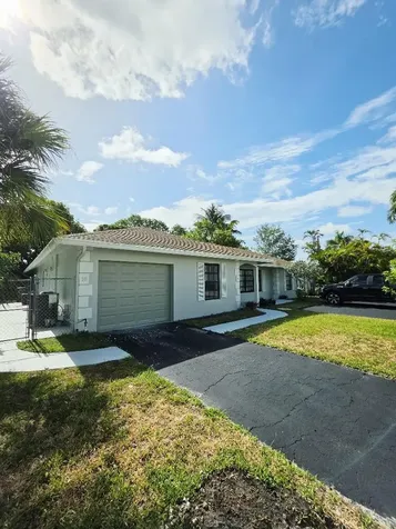 8 NE 9th Avenue Deerfield Beach FL 33441