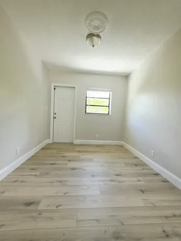 8 NE 9th Avenue Deerfield Beach FL 33441