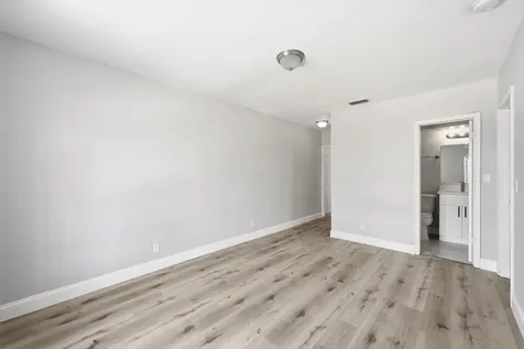 8 NE 9th Avenue Deerfield Beach FL 33441