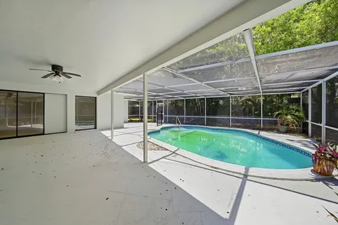 8 NE 9th Avenue Deerfield Beach FL 33441