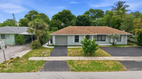 8 NE 9th Avenue Deerfield Beach FL 33441