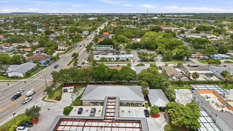 8 NE 9th Avenue Deerfield Beach FL 33441