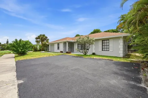 8 NE 9th Avenue Deerfield Beach FL 33441