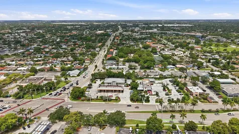 8 NE 9th Avenue Deerfield Beach FL 33441