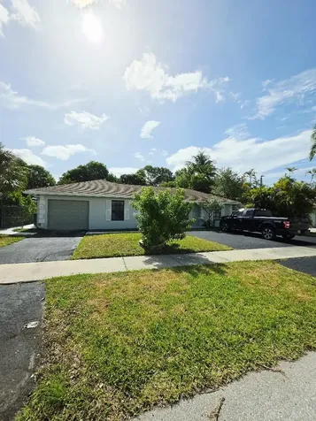 8 NE 9th Avenue Deerfield Beach FL 33441
