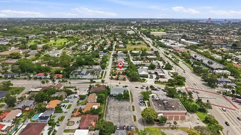 8 NE 9th Avenue Deerfield Beach FL 33441