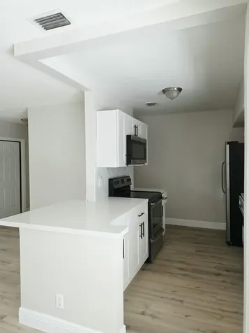 8 NE 9th Avenue Deerfield Beach FL 33441