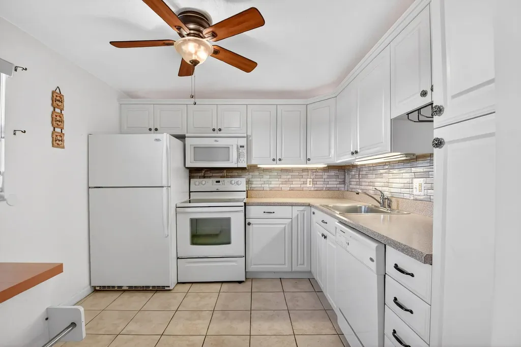 230 NE 26th Avenue Boynton Beach FL 33435