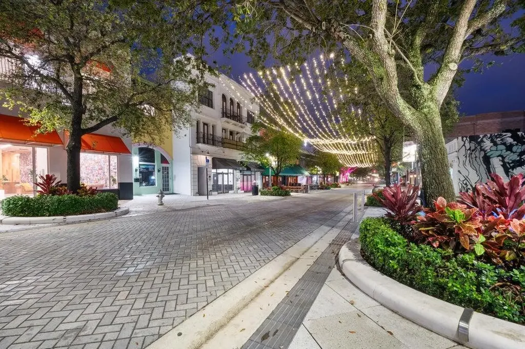 610 Clematis Street West Palm Beach FL 33401
