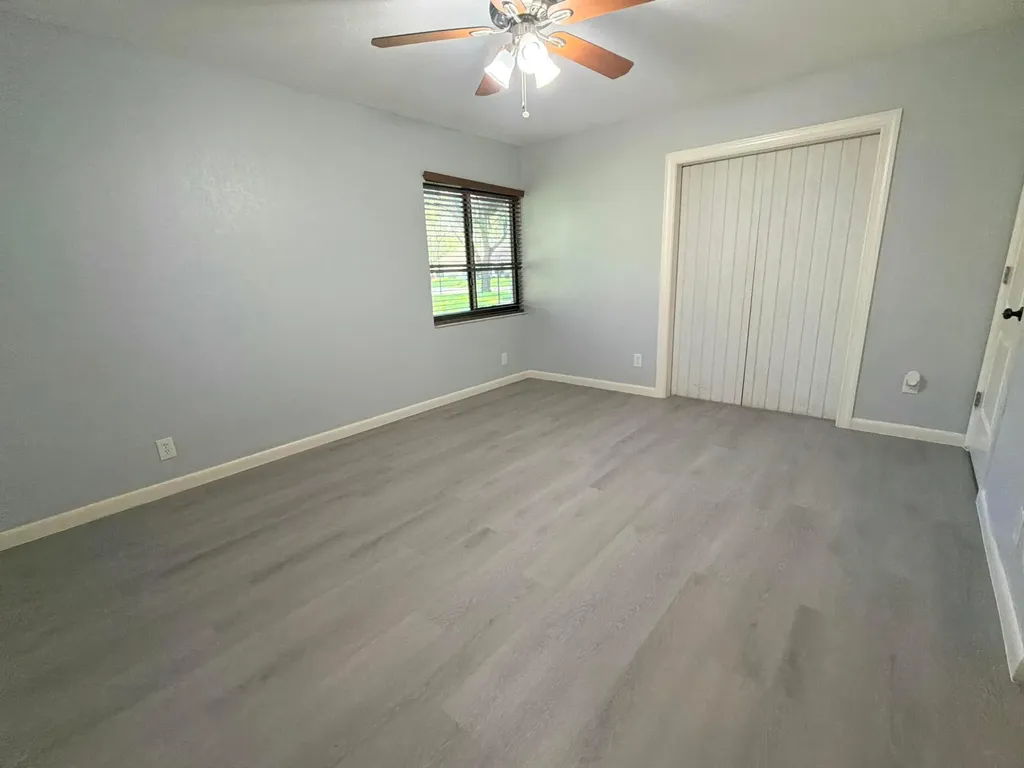 4075 N Palm Forest Drive Drive N Delray Beach FL 33445