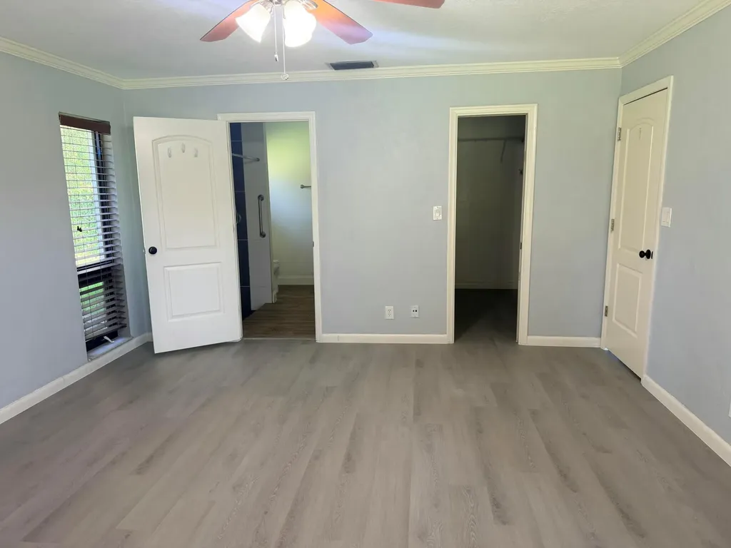 4075 N Palm Forest Drive Drive N Delray Beach FL 33445