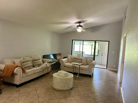 4075 N Palm Forest Drive Drive N Delray Beach FL 33445