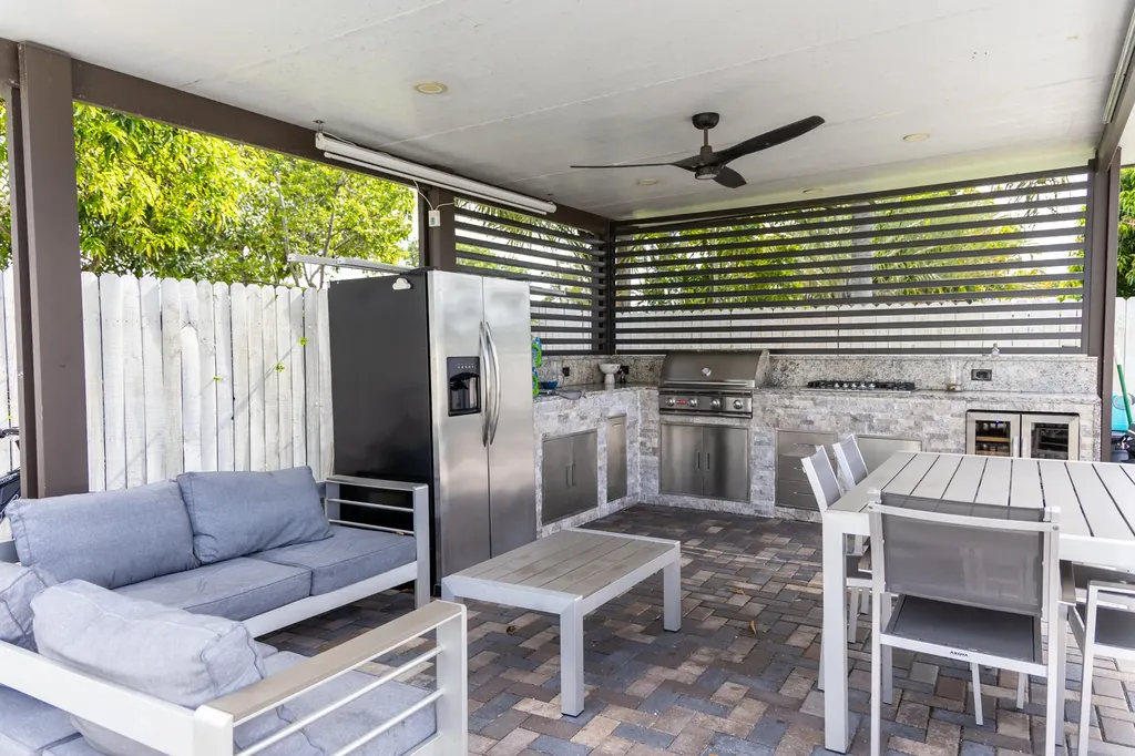 5668 Albert Road West Palm Beach FL 33415