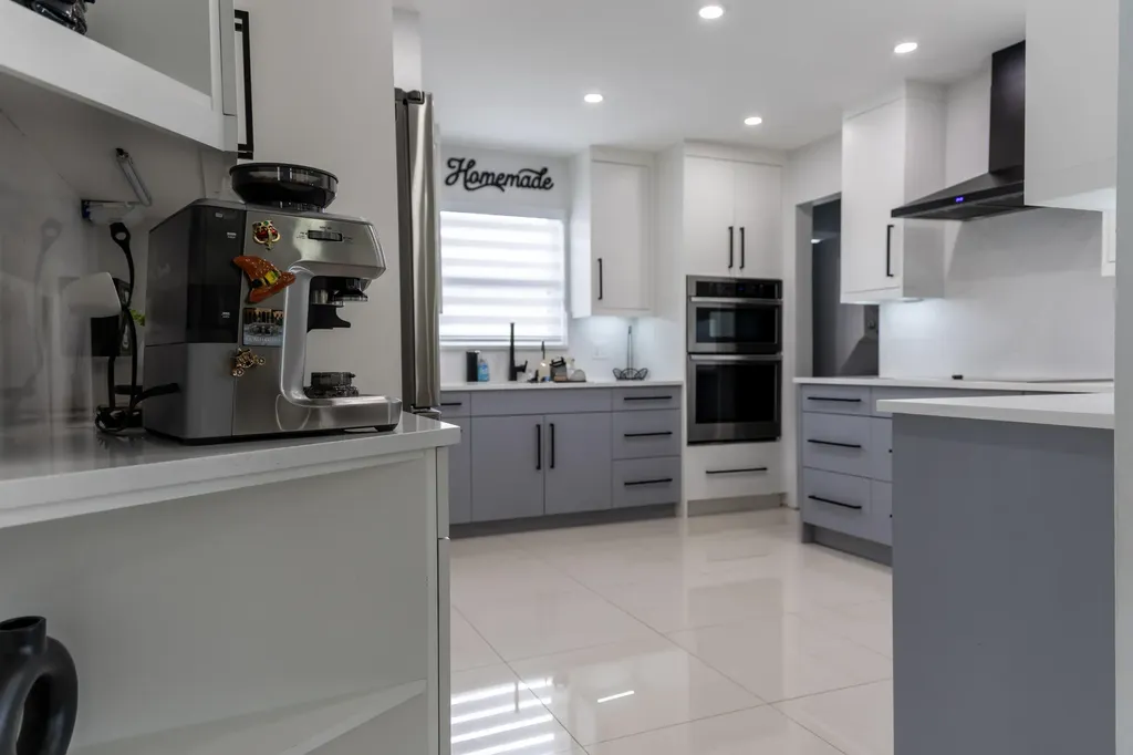 5668 Albert Road West Palm Beach FL 33415