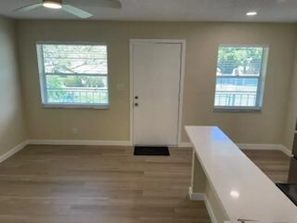 5168 NE 6th Avenue Oakland Park FL 33334