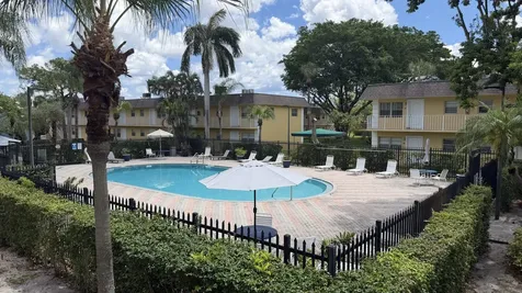 5168 NE 6th Avenue Oakland Park FL 33334