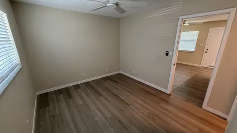 5168 NE 6th Avenue Oakland Park FL 33334