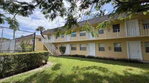 5168 NE 6th Avenue Oakland Park FL 33334