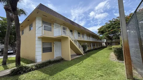 5168 NE 6th Avenue Oakland Park FL 33334