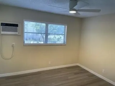5168 NE 6th Avenue Oakland Park FL 33334