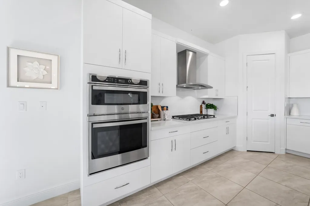12195 Lake Trail Lane Parkland FL 33076