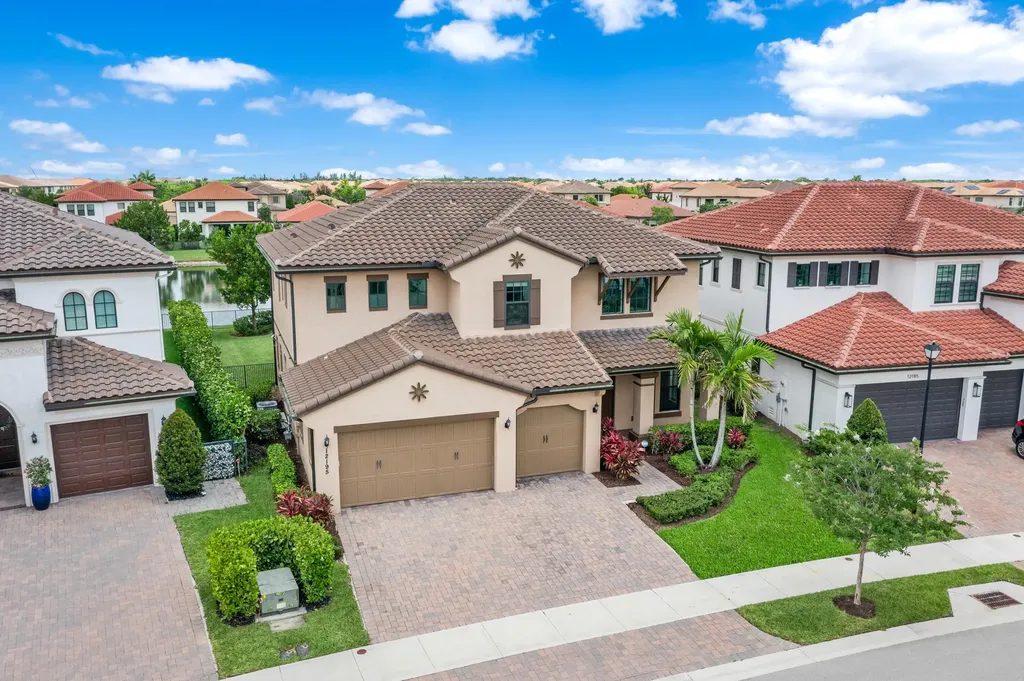 12195 Lake Trail Lane Parkland FL 33076