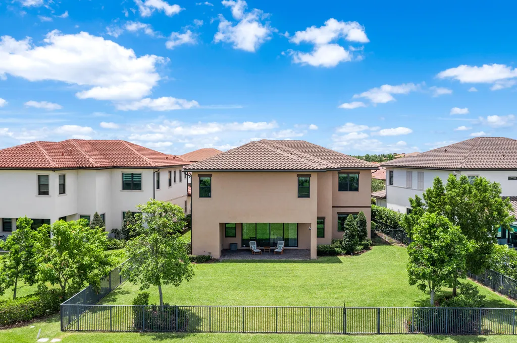 12195 Lake Trail Lane Parkland FL 33076