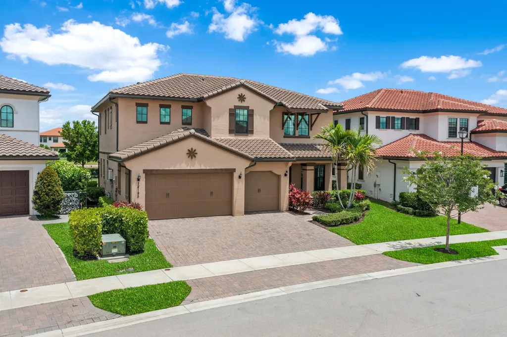 12195 Lake Trail Lane Parkland FL 33076