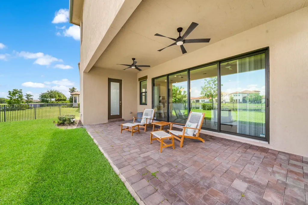 12195 Lake Trail Lane Parkland FL 33076