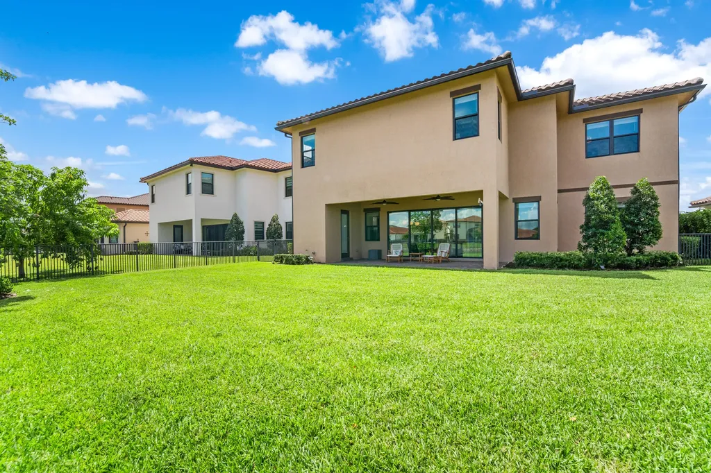 12195 Lake Trail Lane Parkland FL 33076