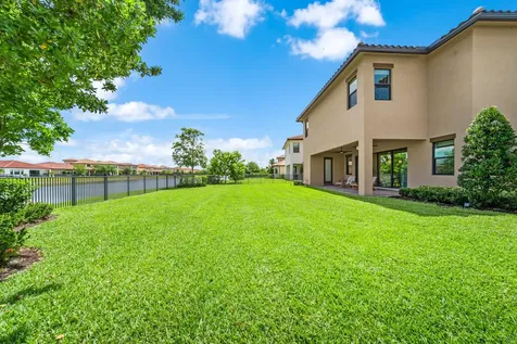 12195 Lake Trail Lane Parkland FL 33076