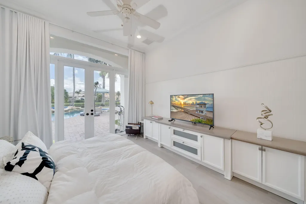 17593 Middle Lake Drive Boca Raton FL 33496