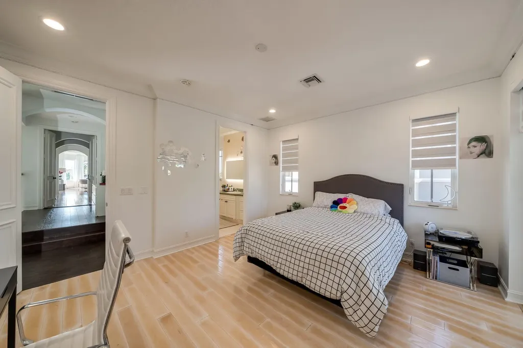 17593 Middle Lake Drive Boca Raton FL 33496
