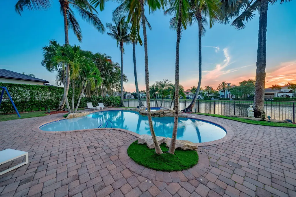 17593 Middle Lake Drive Boca Raton FL 33496
