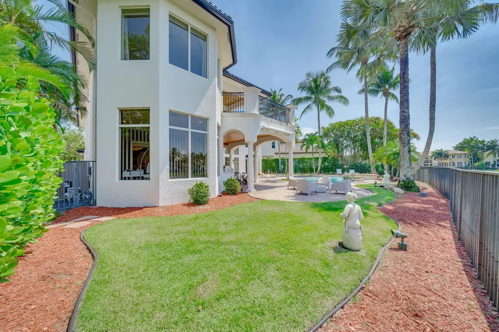 17593 Middle Lake Drive Boca Raton FL 33496