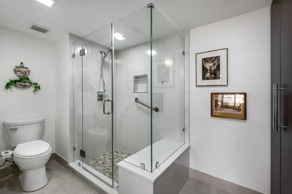 7509 Glendevon Lane Delray Beach FL 33446
