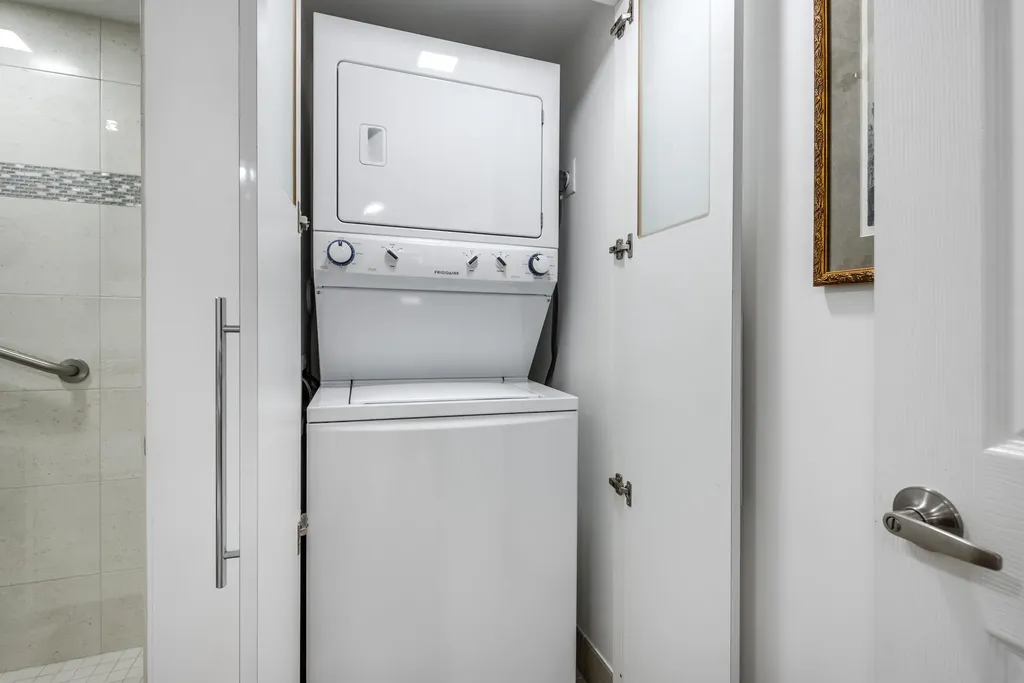 7509 Glendevon Lane Delray Beach FL 33446