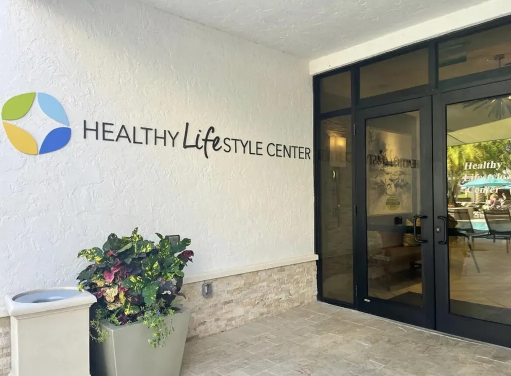 7509 Glendevon Lane Delray Beach FL 33446