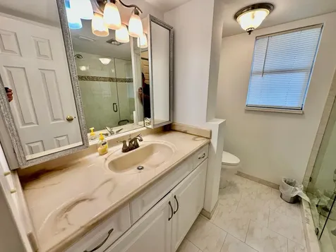 3661 Via Poinciana Greenacres FL 33467