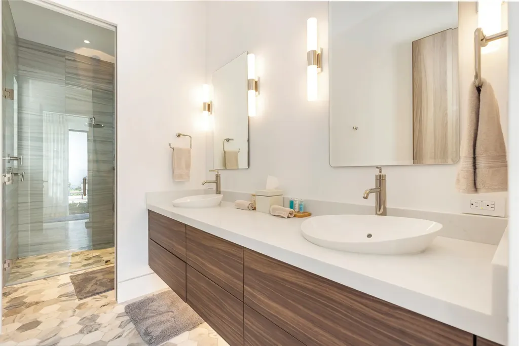 135 Churchill Road West Palm Beach FL 33405
