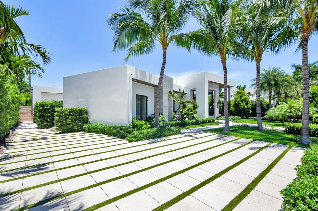 135 Churchill Road West Palm Beach FL 33405