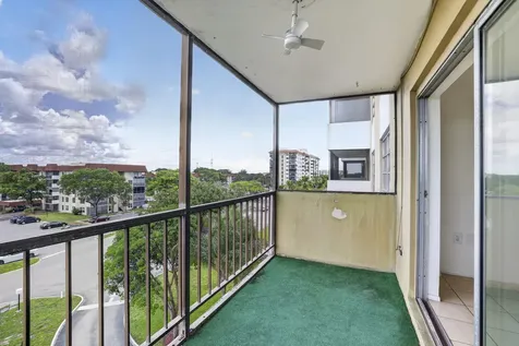 4174 Inverrary Drive Lauderhill FL 33319