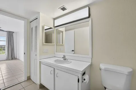 4174 Inverrary Drive Lauderhill FL 33319
