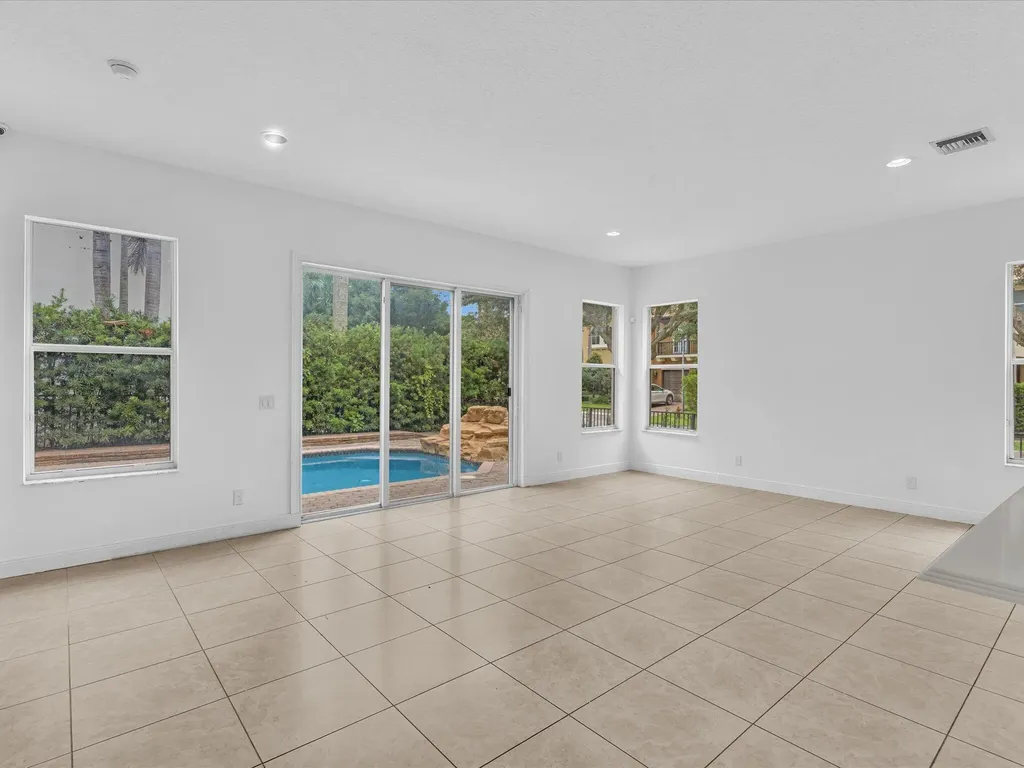 9286 Nugent Trail West Palm Beach FL 33411